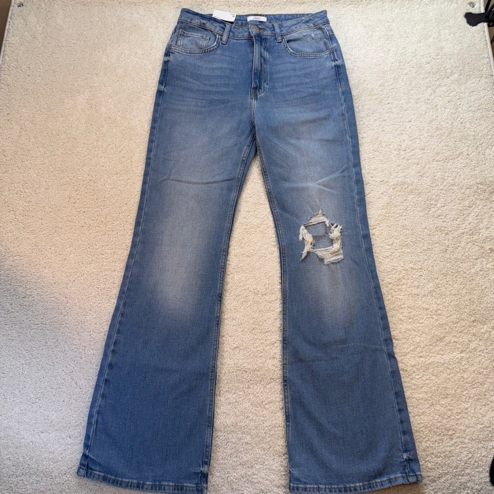 NWT Forever 21 Womens Flare‎ Jeans Size 29 Medium Wash Distressed Denim Girlcore
